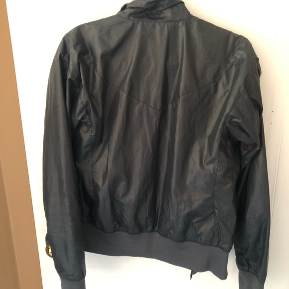 Nike Windbreaker - Picture 2 of 2